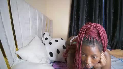 miss_worldfire online show from October 23, 6:13 am