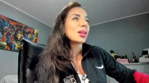 Snapshot of missale chatting on March 2, 8:40 pm Alesyamuscledoll online show from March 2, 8:40 pm