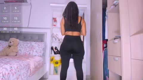 Ameliahs online show from February 19, 1:51 am