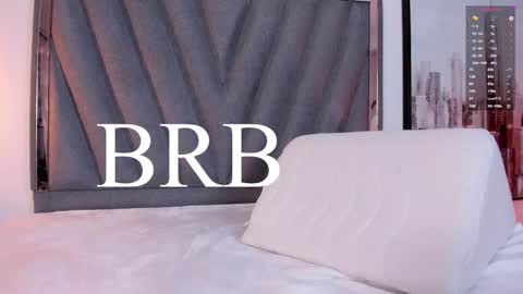 Snapshot of missatenea2 chatting on January 22, 4:02 pm Laura online show from January 22, 4:02 pm