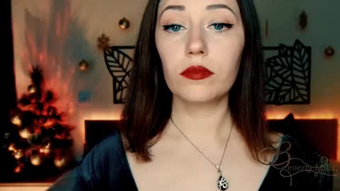 The divine Beverly online show from December 19, 9:28 pm