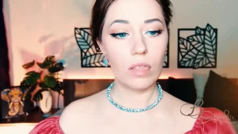 The divine Beverly online show from March 5, 9:16 am