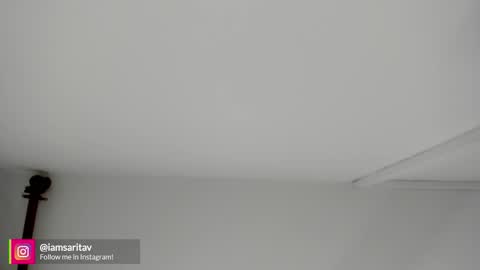 Sara Vanegas online show from March 2, 11:50 am