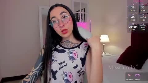 Camila Flores online show from February 21, 12:05 am