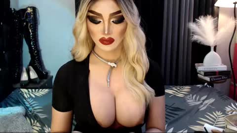 PRIESTESS CHANNEL online show from March 9, 9:57 pm