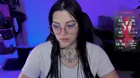 Snapshot of misscharlottte_18 chatting on October 2, 2:29 am Missy Charlottte. Hey remember to give me a thumbs up ty online show from October 2, 2:29 am