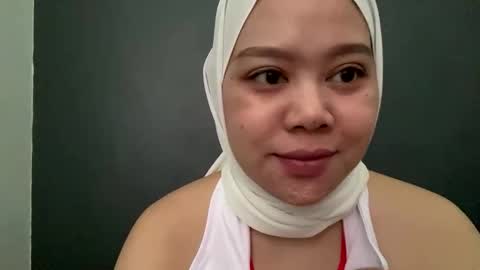 Snapshot of missclara_vynx chatting on November 8, 4:34 am missclara_vynx online show from November 8, 4:34 am