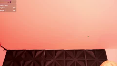 Snapshot of misselektra__ chatting on December 19, 7:07 am ELEKTRA online show from December 19, 7:07 am