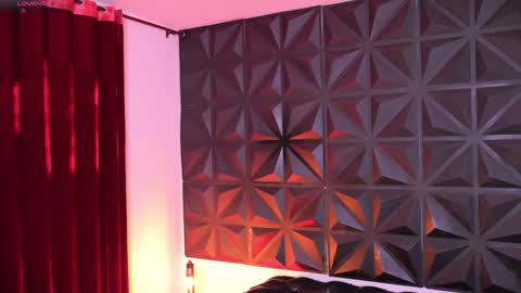 Snapshot of misselektra__ chatting on January 28, 3:47 am ELEKTRA online show from January 28, 3:47 am