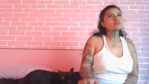 melodie  online show from September 20, 9:05 pm