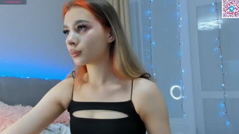 Snapshot of misseliss chatting on February 1, 8:58 pm Hello dear my name Elisa online show from February 1, 8:58 pm