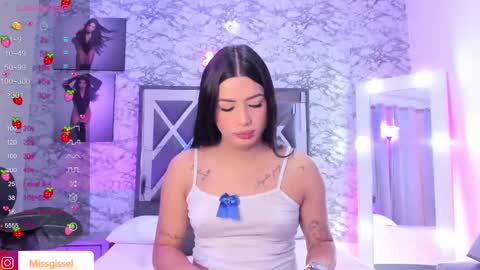 Snapshot of missgissel chatting on March 12, 1:30 pm Gisell Gigi online show from March 12, 1:30 pm