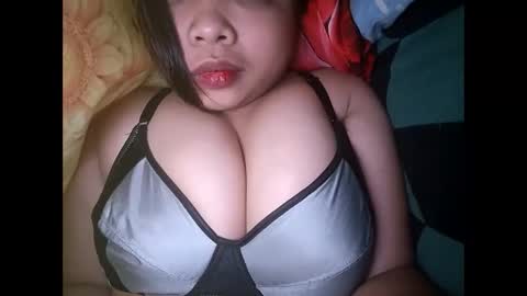 Missi online show from January 18, 5:17 pm