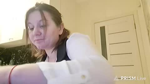 missis_laura online show from February 28, 8:21 pm