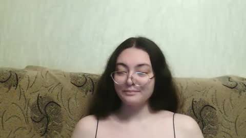 Snapshot of missis_mona chatting on October 29, 10:11 pm missis mona online show from October 29, 10:11 pm