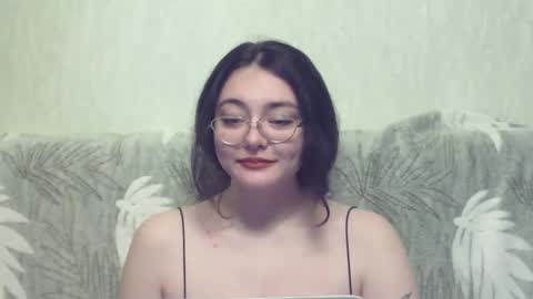 Snapshot of missis_monica_ chatting on December 11, 12:44 am Monica online show from December 11, 12:44 am