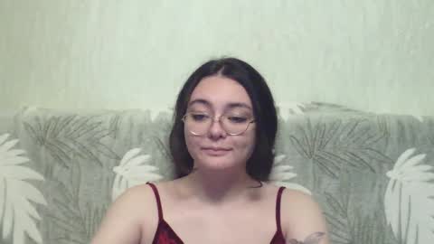 Snapshot of missis_monica_ chatting on December 12, 1:43 am Monica online show from December 12, 1:43 am