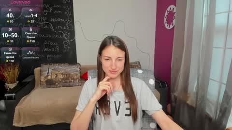 Snapshot of missis_sofiia chatting on April 25, 12:30 pm Sofia online show from April 25, 12:30 pm