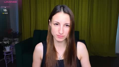 Snapshot of missis_sofiia chatting on May 17, 6:11 am Sofia online show from May 17, 6:11 am