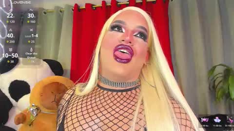 Snapshot of misskassandraa_ chatting on November 13, 2:10 am kassandra lazcano online show from November 13, 2:10 am