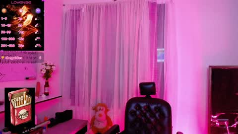 LanaLul  online show from December 24, 4:00 am