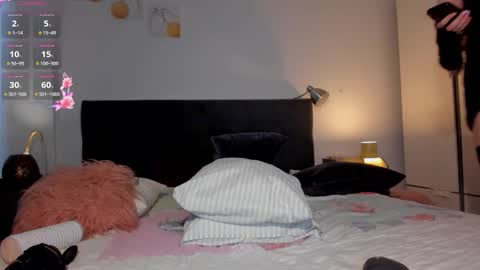 Letisia       Onlyfans MissLetiBlane online show from March 17, 6:06 am