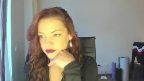 Snapshot of misslilymariaxo chatting on December 4, 1:09 pm Mistress Lily Maria online show from December 4, 1:09 pm