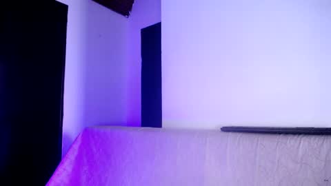 Snapshot of missloise chatting on January 9, 6:47 pm Miss Loise online show from January 9, 6:47 pm