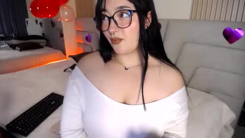 Miss Loise online show from February 12, 3:01 am