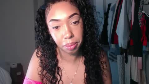 kourtn3ylov3  twitter online show from October 7, 5:26 am