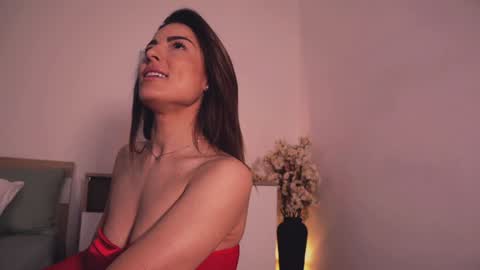 Snapshot of misslullu chatting on November 15, 2:35 pm Lullu online show from November 15, 2:35 pm