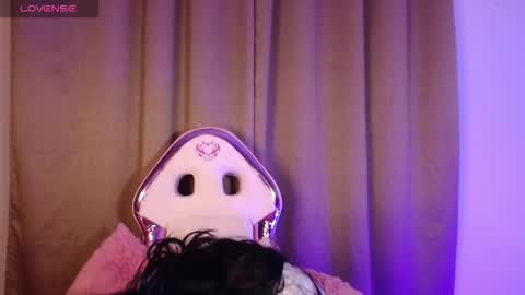 missmariana_ online show from December 17, 12:16 am