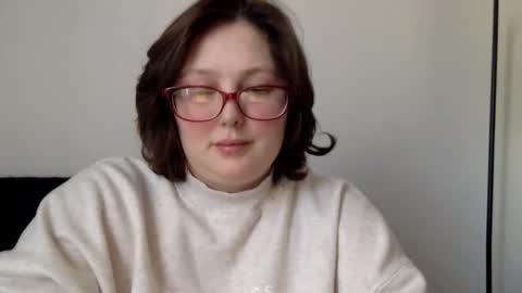 missmistressmal online show from March 18, 2:53 pm