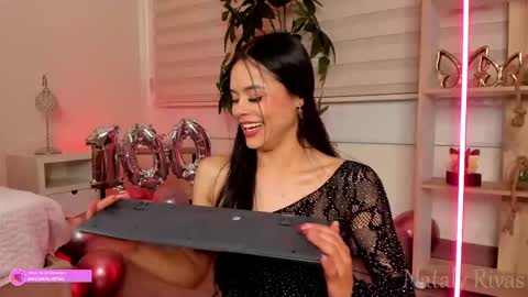 Snapshot of missnataly_ chatting on February 13, 5:44 pm Nataly Rivas online show from February 13, 5:44 pm