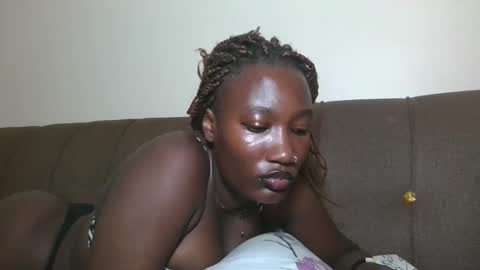 Snapshot of missprettygal chatting on November 10, 5:28 am pretty gal online show from November 10, 5:28 am