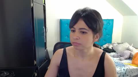 Snapshot of misspurple4 chatting on January 17, 3:45 am kassandra online show from January 17, 3:45 am