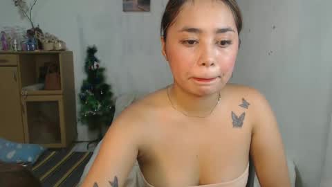 missRHEA online show from January 20, 3:26 am