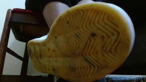 TELL ME MISS online show from December 21, 3:30 pm