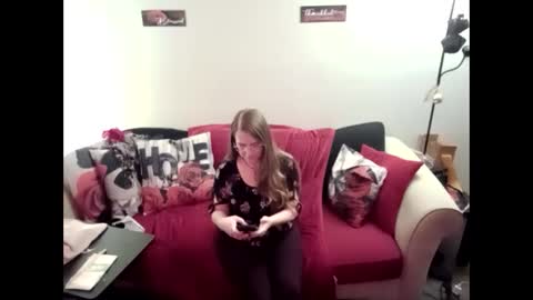 Snapshot of misssexysweet chatting on February 24, 10:58 pm misssexysweet online show from February 24, 10:58 pm