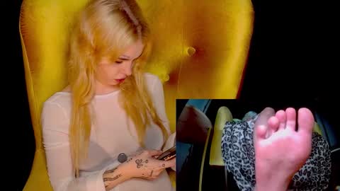 Misss Lola Angel online show from October 8, 2:58 pm