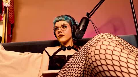 Snapshot of misstaco chatting on September 21, 12:45 am Tacodeluxe online show from September 21, 12:45 am