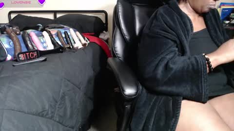 Snapshot of misstajaa chatting on November 19, 3:17 am MissTajaa online show from November 19, 3:17 am