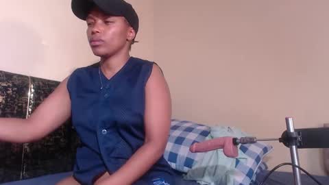 missthighsohmy online show from January 11, 7:41 pm