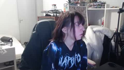 missthon online show from February 18, 12:56 pm