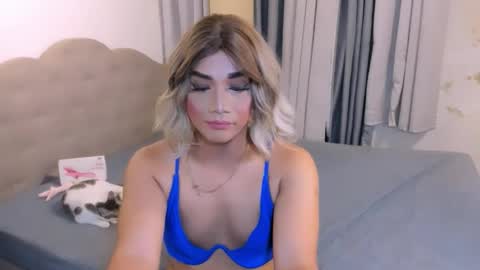 Snapshot of misstress_kyrie chatting on September 13, 10:48 am K Y R I E online show from September 13, 10:48 am