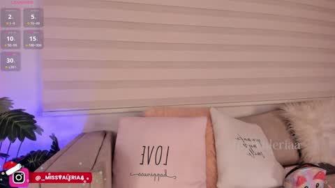 Snapshot of missvaleriaa chatting on December 17, 11:05 pm Valeria Davila online show from December 17, 11:05 pm