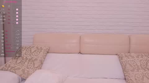 missxcaprice online show from March 10, 5:54 am