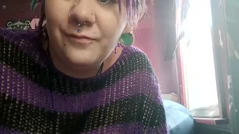 Snapshot of missxmoth444 chatting on November 15, 3:52 pm missxmoth444 online show from November 15, 3:52 pm