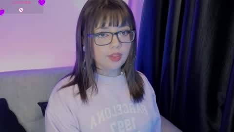 Snapshot of missy_taylor_ chatting on December 2, 11:23 pm Missy online show from December 2, 11:23 pm