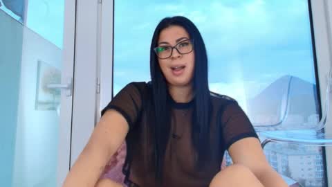 missyscarlet online show from April 16, 4:35 am